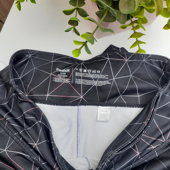 Women's Reebok Full Length Leggings Size Medium - Picture 7 of 7